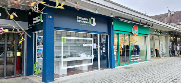 Location Immobilier Professionnel Local commercial Évreux 27000